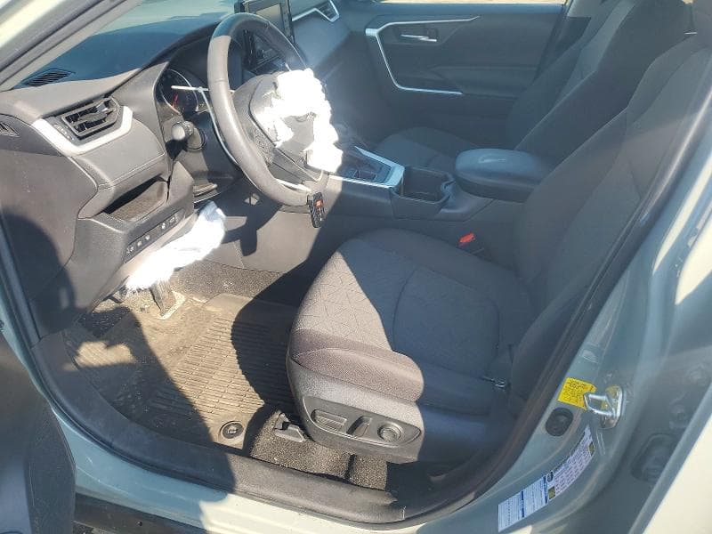 2022 TOYOTA RAV4 XLE 7