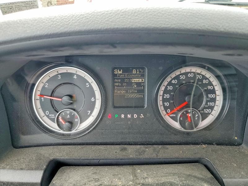 2019 RAM 1500 CLASSIC SLT 9
