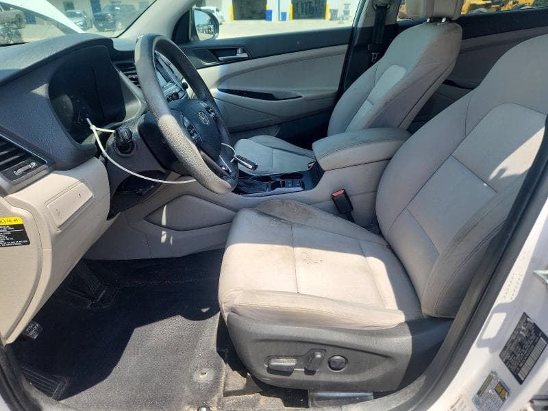 2017 HYUNDAI TUCSON SE 7