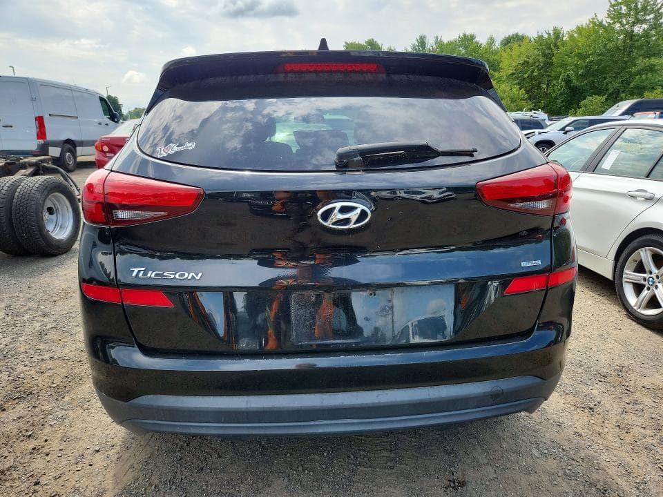 2020 HYUNDAI TUCSON SE 6