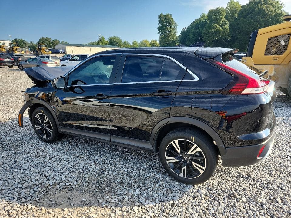 2023 MITSUBISHI ECLIPSE CROSS SE 2
