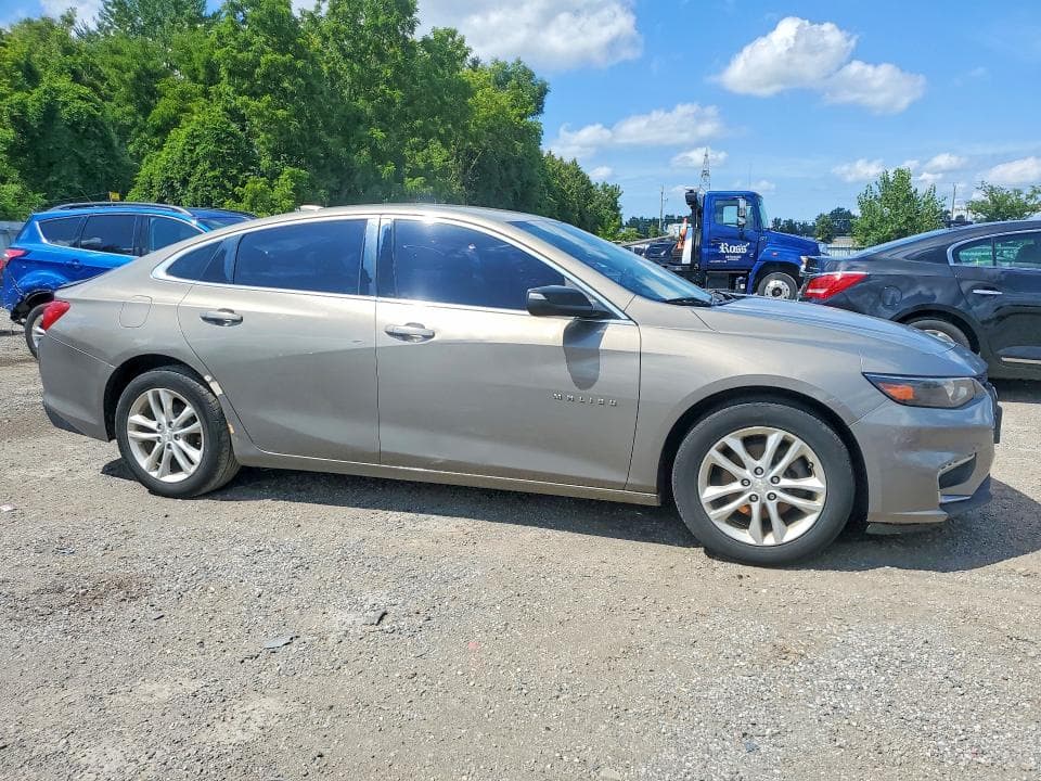 2017 CHEVROLET MALIBU LT 4