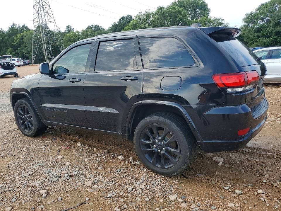 2018 JEEP GRAND CHEROKEE LAREDO 2