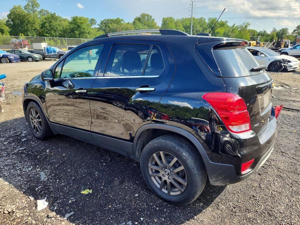 2020 CHEVROLET TRAX 1LT 2