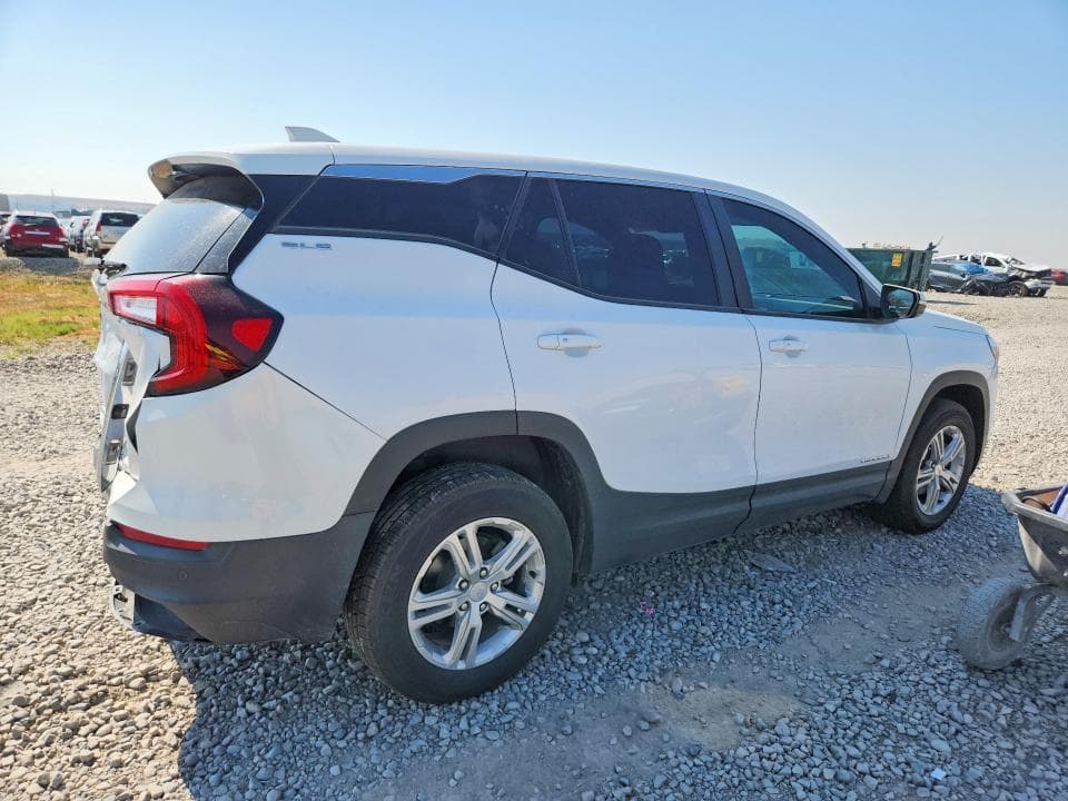 2022 GMC TERRAIN SLE 3