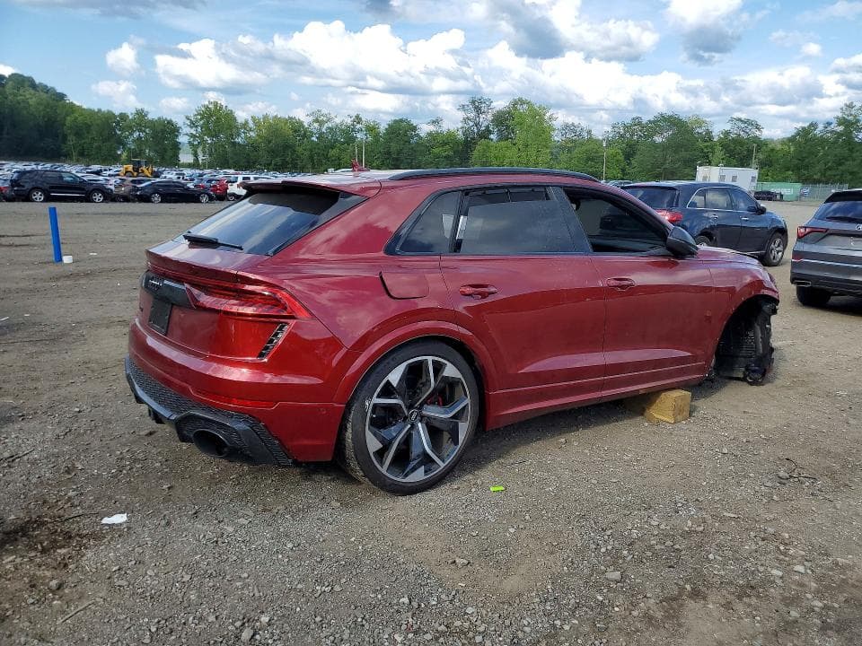 2021 AUDI RS Q8 3