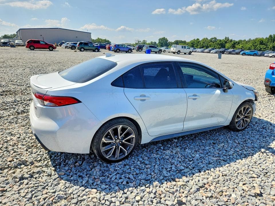 2022 TOYOTA COROLLA SE 3