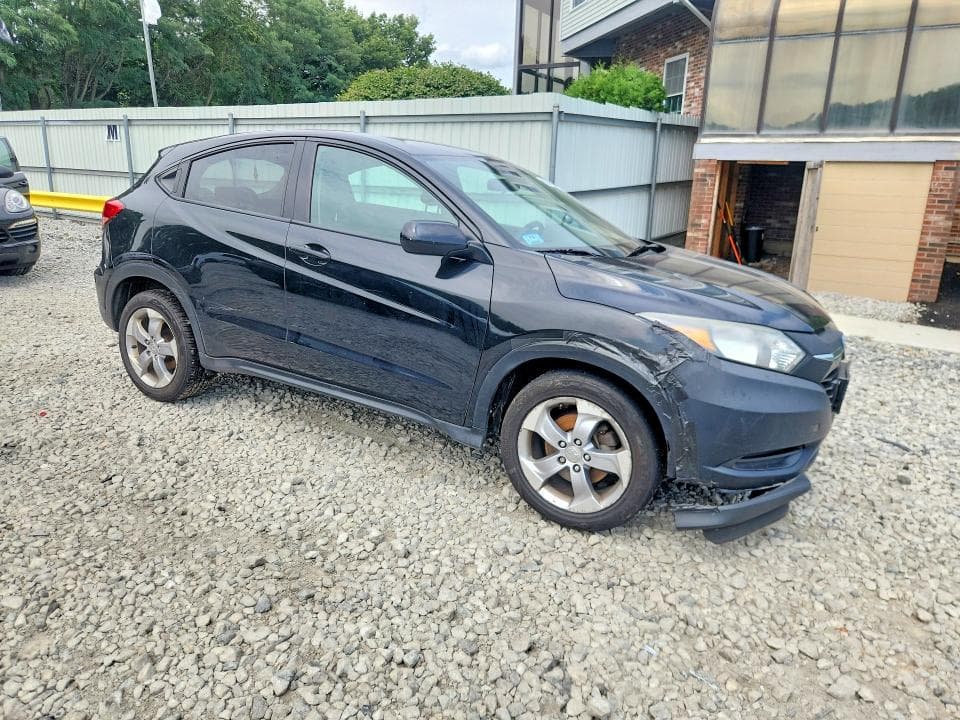 2018 HONDA HR-V LX 4