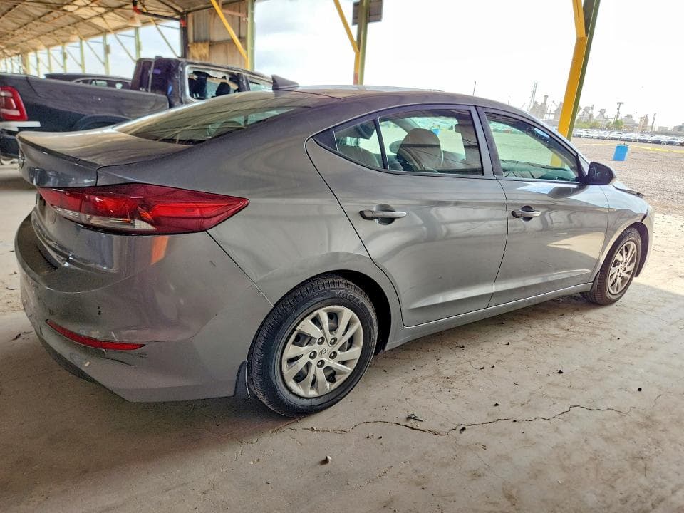 2017 HYUNDAI ELANTRA SE 3