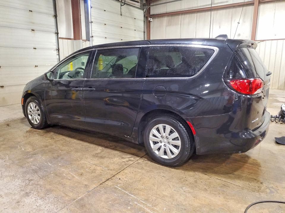 2018 CHRYSLER PACIFICA L 2