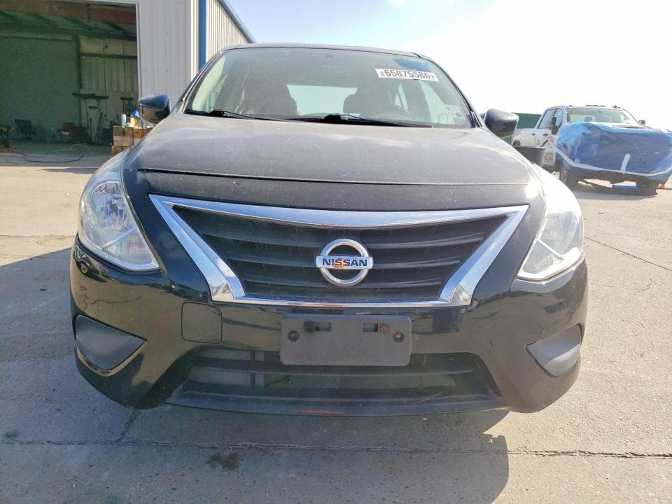 2017 NISSAN VERSA 1.6 SV 5