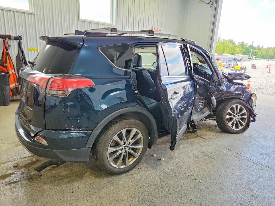 2018 TOYOTA RAV4 LIMITED 3