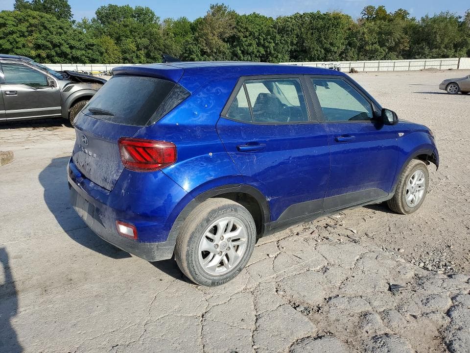 2021 HYUNDAI VENUE SE 3