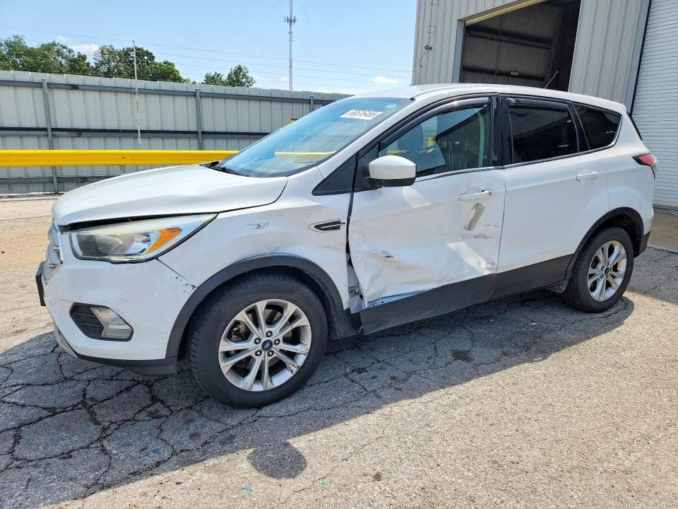 2017 FORD ESCAPE SE - 1