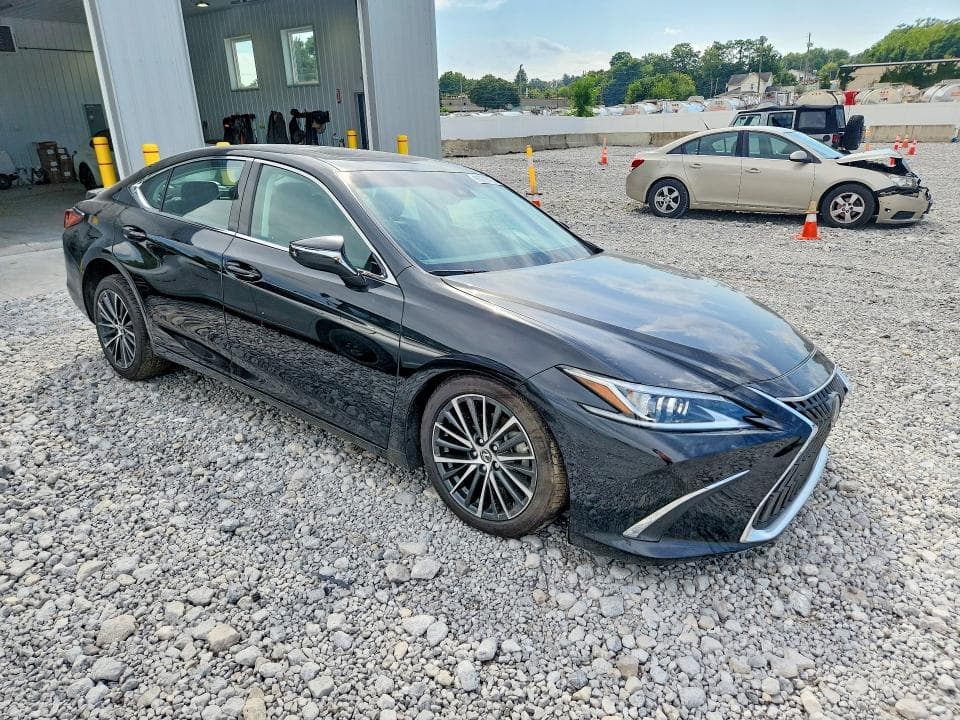 2025 LEXUS ES 300H BASE 4
