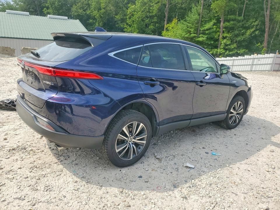 2021 TOYOTA VENZA LE 3