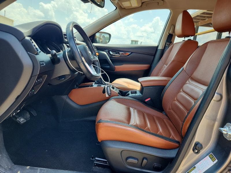 2017 NISSAN ROGUE SL 7