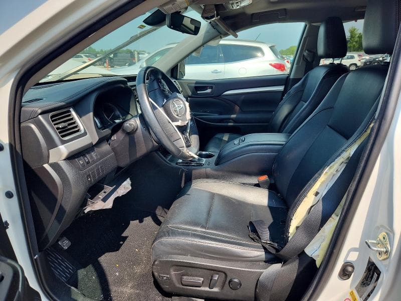 2018 TOYOTA HIGHLANDER XLE 7