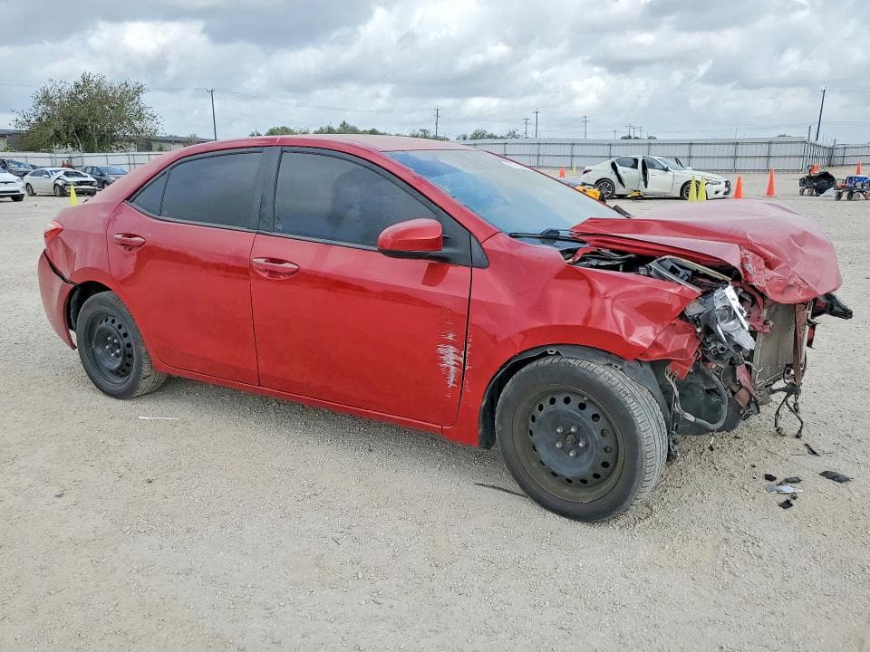 2017 TOYOTA COROLLA LE 4
