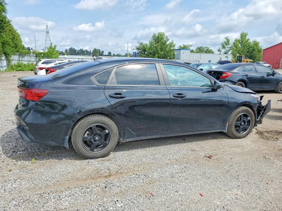 2022 KIA FORTE FE 3