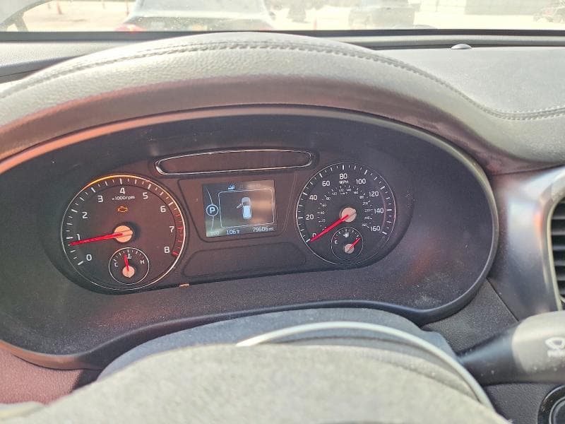2017 KIA SORENTO EX 9