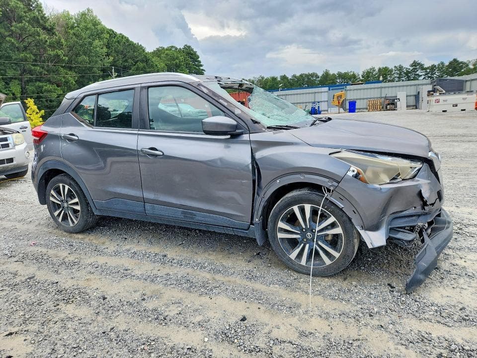 2020 NISSAN KICKS SV 4