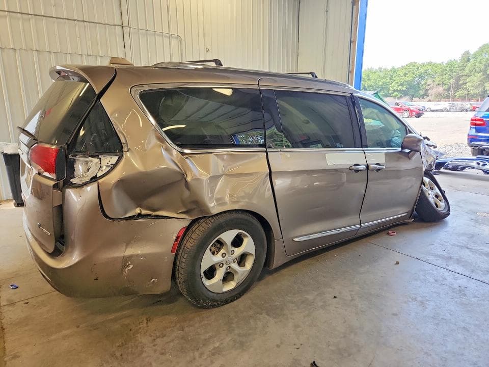 2018 CHRYSLER PACIFICA HYBRID TOURING L 3