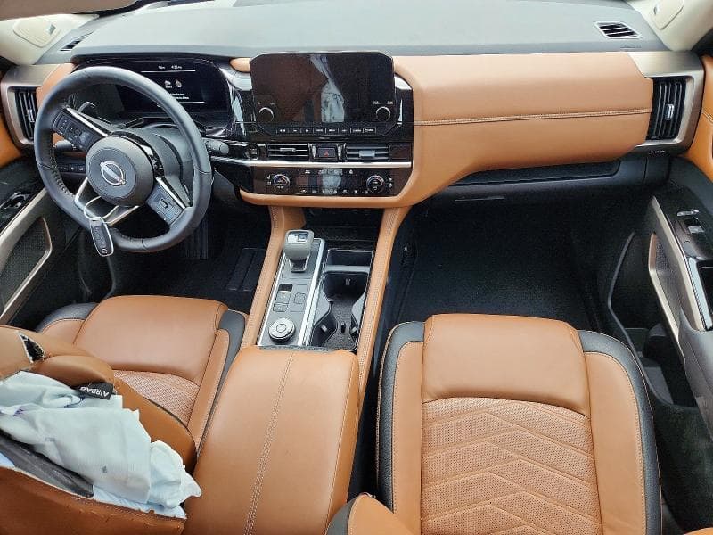 2025 NISSAN PATHFINDER PLATINUM 8