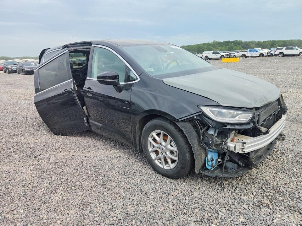 2024 CHRYSLER PACIFICA TOURING L 4