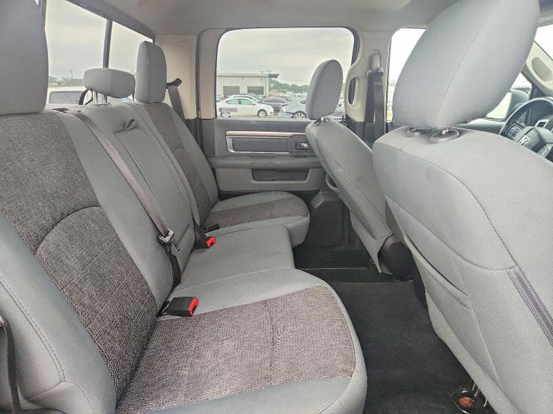 2017 RAM 1500 SLT 10