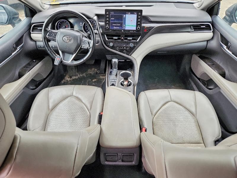 2023 TOYOTA CAMRY XLE 8