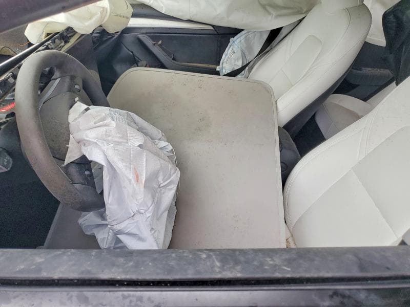 2023 TESLA MODEL 3 7