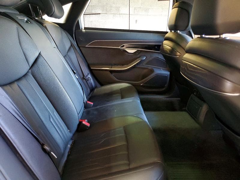 2021 AUDI A8 L 10