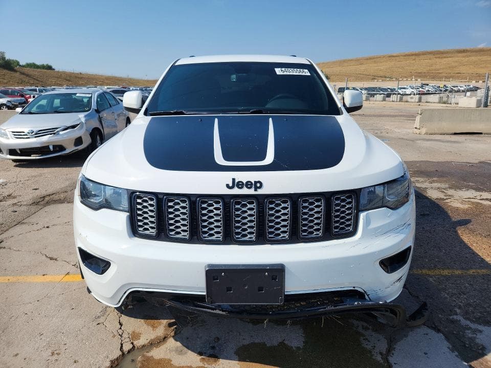 2019 JEEP GRAND CHEROKEE LAREDO 5