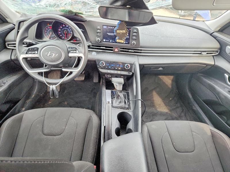 2022 HYUNDAI ELANTRA SEL 8