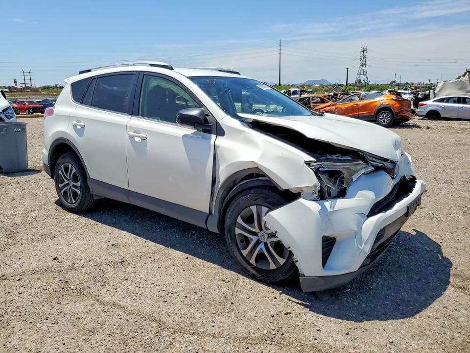 2018 TOYOTA RAV4 LE 4