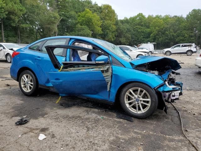 2017 FORD FOCUS SE 4