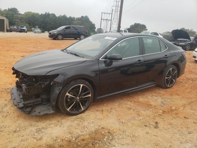 2018 TOYOTA CAMRY XSE - 1