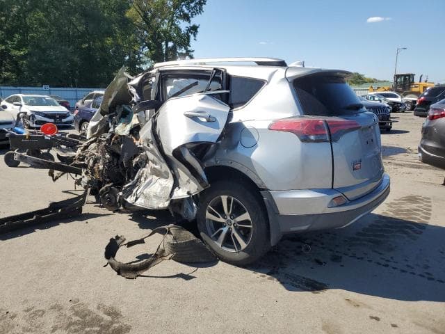 2017 TOYOTA RAV4 XLE 2