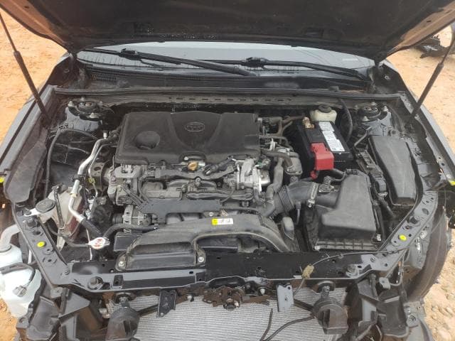 2018 TOYOTA CAMRY XSE 11