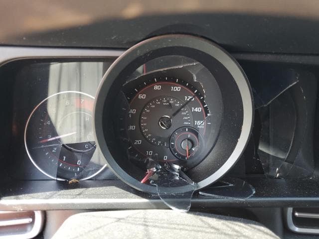 2022 HYUNDAI ELANTRA SEL 9