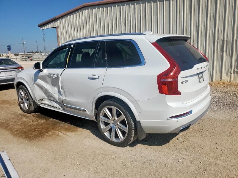 2017 VOLVO XC90 T6 2