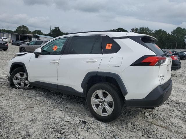 2021 TOYOTA RAV4 XLE 2