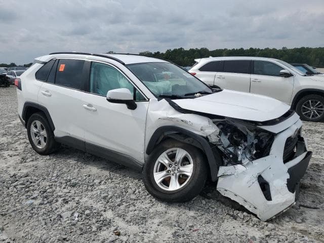 2021 TOYOTA RAV4 XLE 4