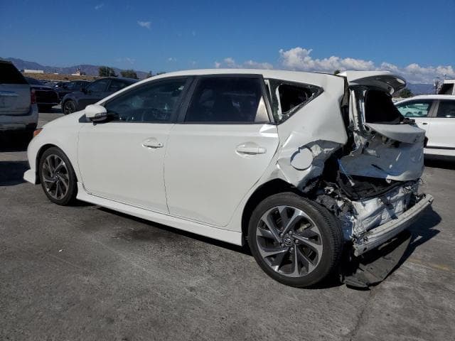 2018 TOYOTA COROLLA IM 2