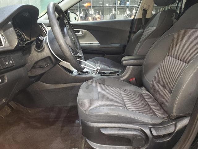 2019 KIA NIRO LX 7