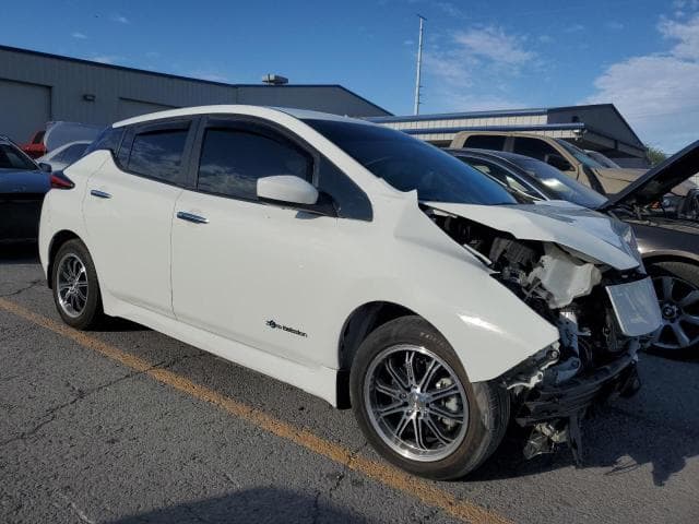 2018 NISSAN LEAF S 4