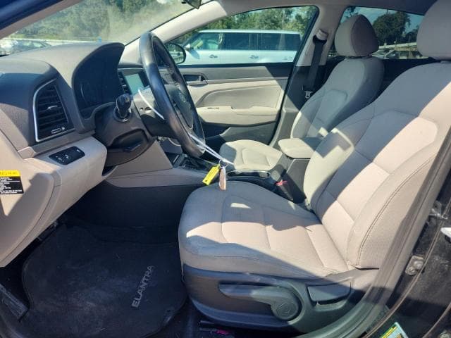 2017 HYUNDAI ELANTRA SE 7