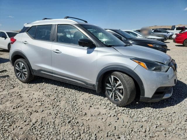 2019 NISSAN KICKS SR 4