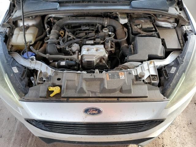 2017 FORD FOCUS SE 11